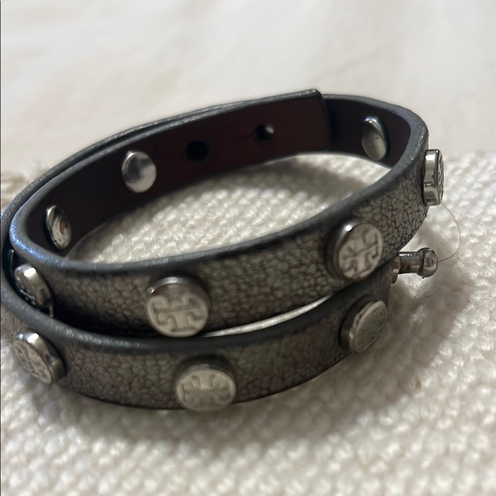 Tory Burch used  good condition,gray Leather Double Wrap Bracelet $30